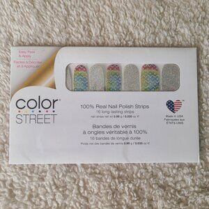 Color Street Eggs-travaganza 100% Real Nail Polish Strips